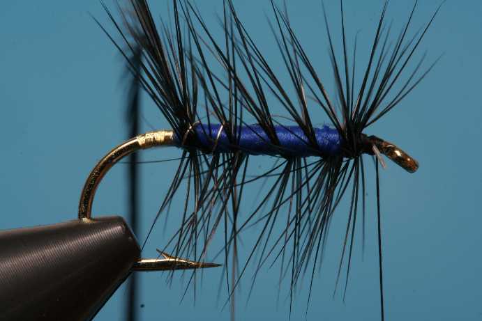 Hechel mit Rippungsdraht festlegen